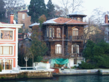 Holzhaus am Bosporus