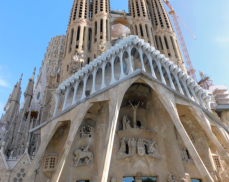 Sagrada Familia, Passionsfassade